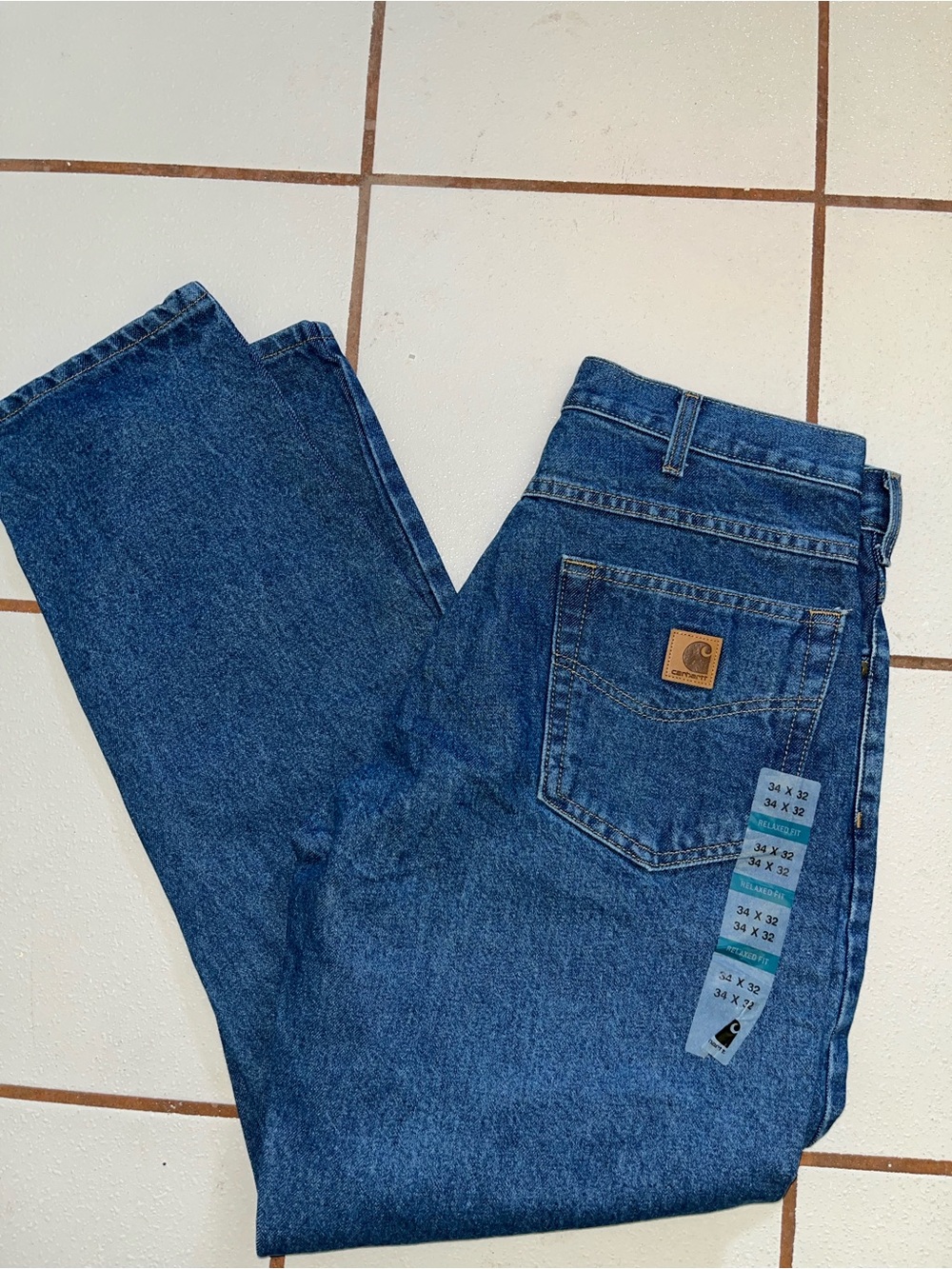 Carhartt Relaxed Fit Tapered Leg Jeans – Men’s 34x32